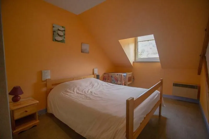 אכסניה קאוטרט Auberge Familiale Relais Du Lys